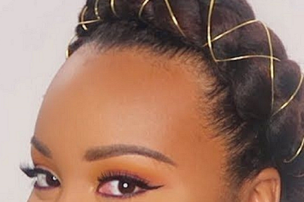 Bling Your Hair: A Guide to Using Hair Tinsel as Sparkling Hair Jewelry