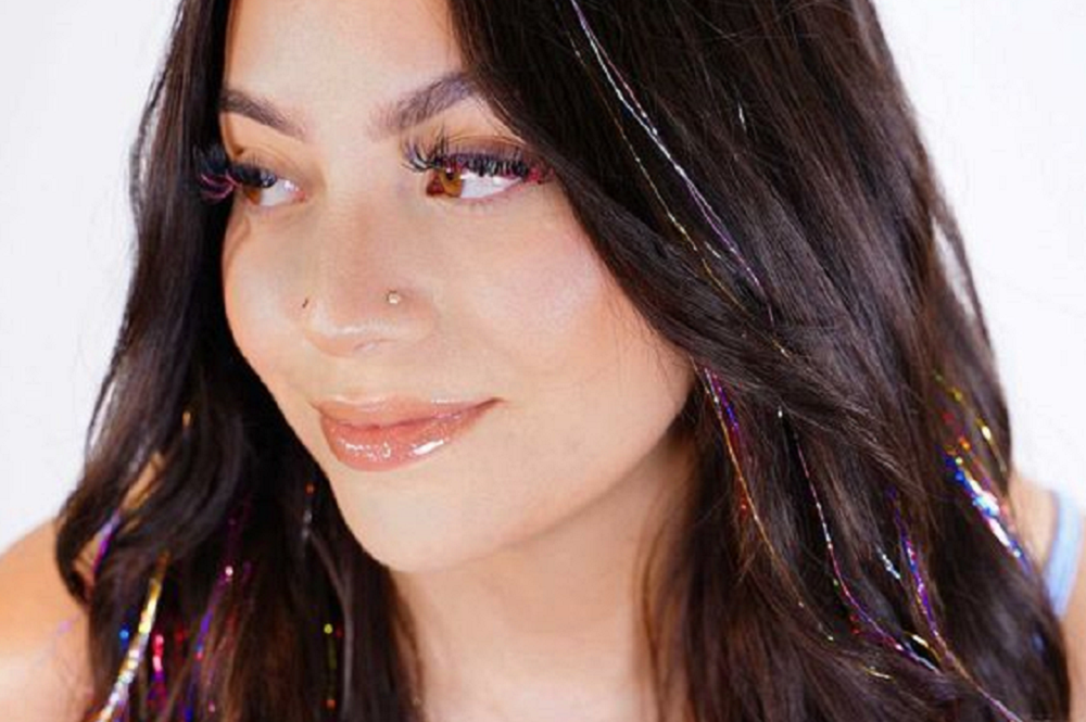Hair Tinsel Kits: The Secret to Making Your Wedding Hairstyle Sparkle