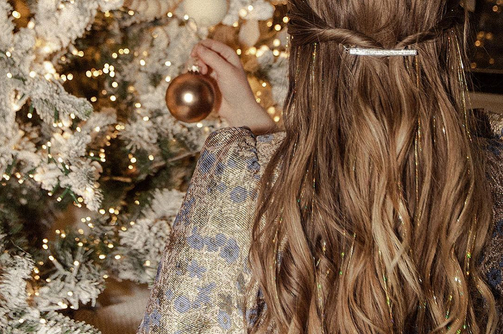 Winter Hair Tinsel Guide: Sparkle and Shine in the Cold